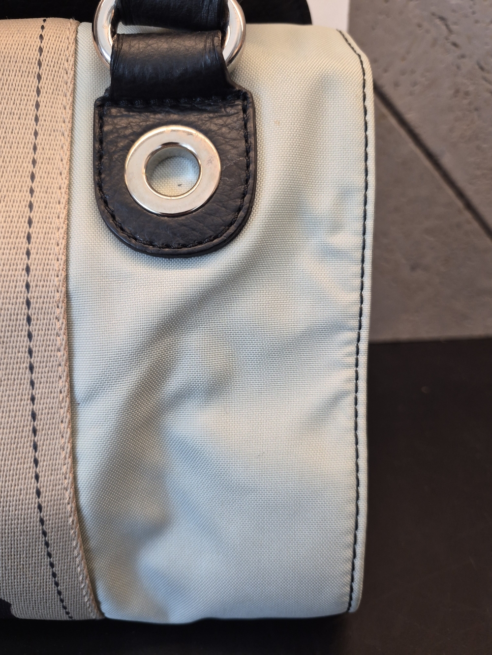 Galliano LOGO Vintage Bowling Bag.  Tan & Black Twist Lock Leather Bag, - Picture 4 of 16